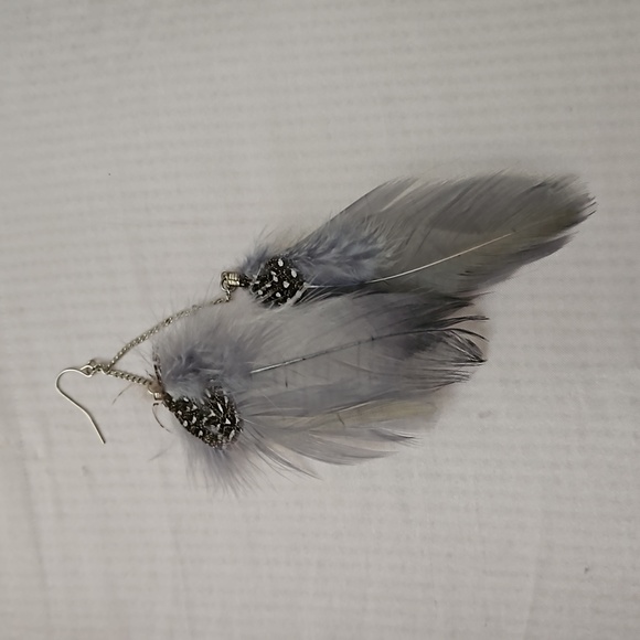 BN First Nation's feather earrings - Picture 2 of 3